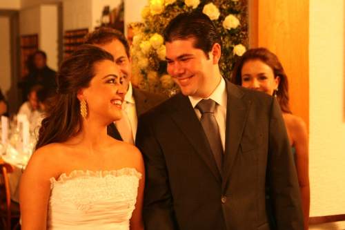 O Grand Cru foi palco do casamento civil de Manuela Cysne e Armando Campos Neto - O Grand Cru foi palco do casamento civil de Manuela Cysne e Armando Campos Neto