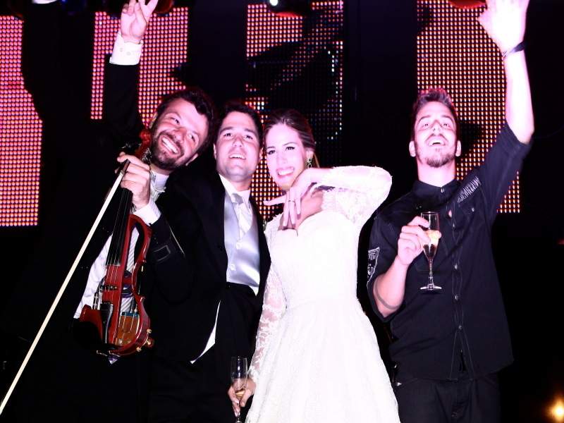 Sobraram charme elegancia e animacao no casamento de Sarah Castro e Fernando Diniz