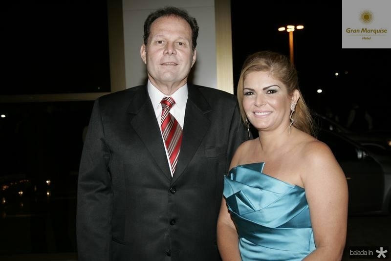 Julinho Ventura e Cristine Lima