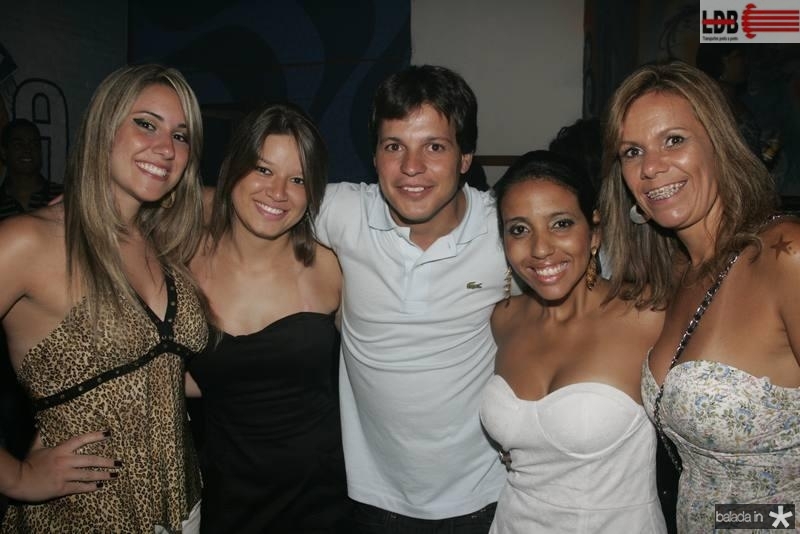 Bruna Diniz, Luana Santos, Adilson Jose, Pamela Alves e Silene Fonseca