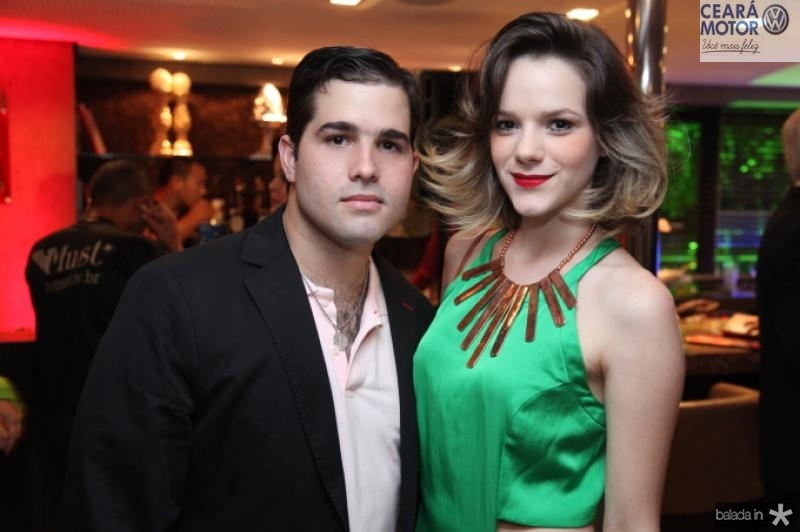 Felipe Queiroz Rocha e Paula Sampaio