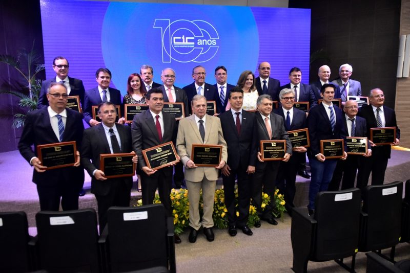 Centenário - André Siqueira comanda solenidade comemorativa dos 100 anos do CIC