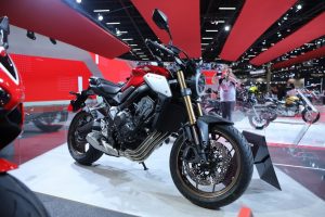 20191118143324 F99a9833