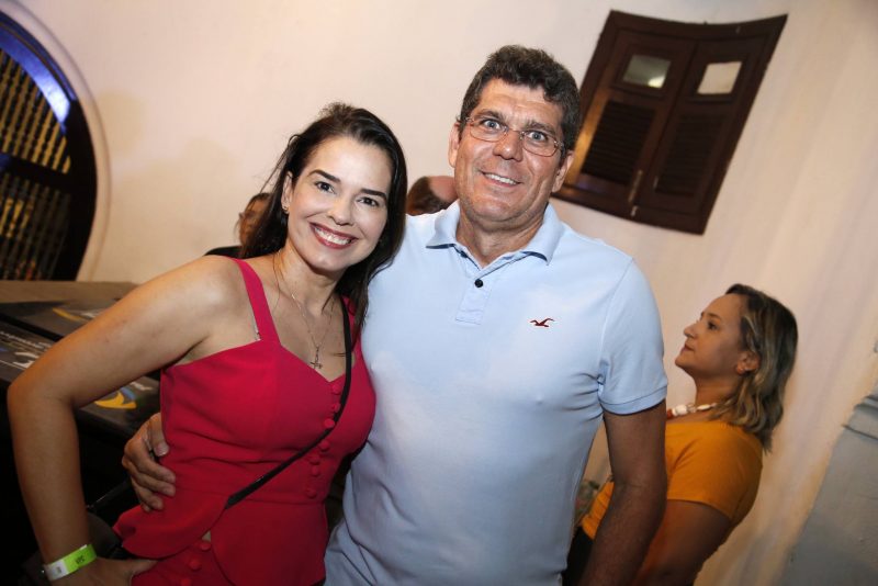 Em clima de folia - Em ritmo de pré-carnaval, Bloco Vem Pra Cá agita o Ideal Clube