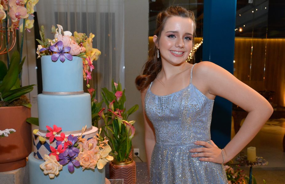 debut - Rodrigo e Manuela Vicentini armam superfesta para festejar os 15 anos da herdeira Beatriz debut - Rodrigo e Manuela Vicentini armam superfesta para festejar os 15 anos da herdeira Beatriz