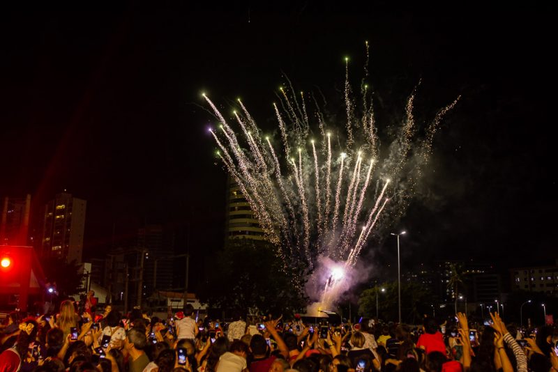 Fábrica dos Sonhos do Papai Noel - Papai Noel aterrissa no Iguatemi Fortaleza e dá boas vindas ao Natal