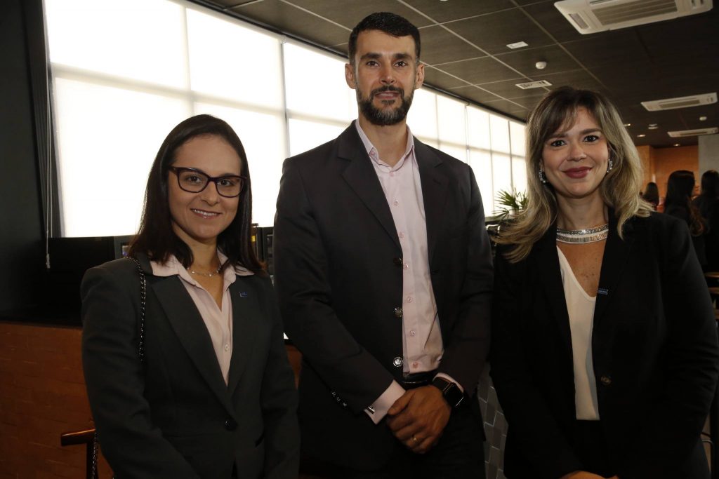 Dimas Barreira, Fernanda e Amanda Machado