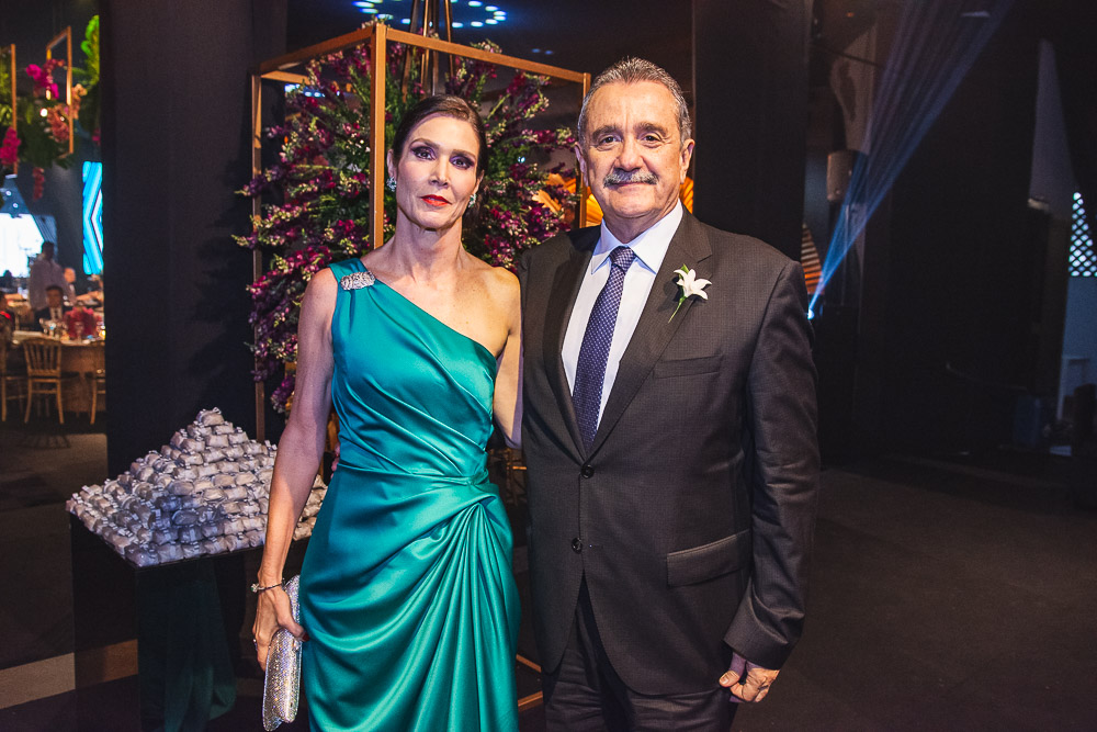 Glaucia E Bismarck Maia