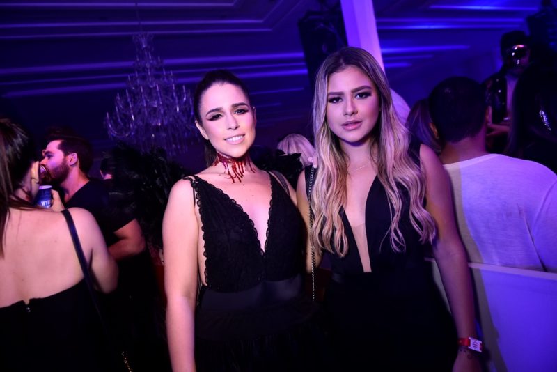 Noite de travessuras - HallowLiv reúne uma turma das boas em noite de puro terror