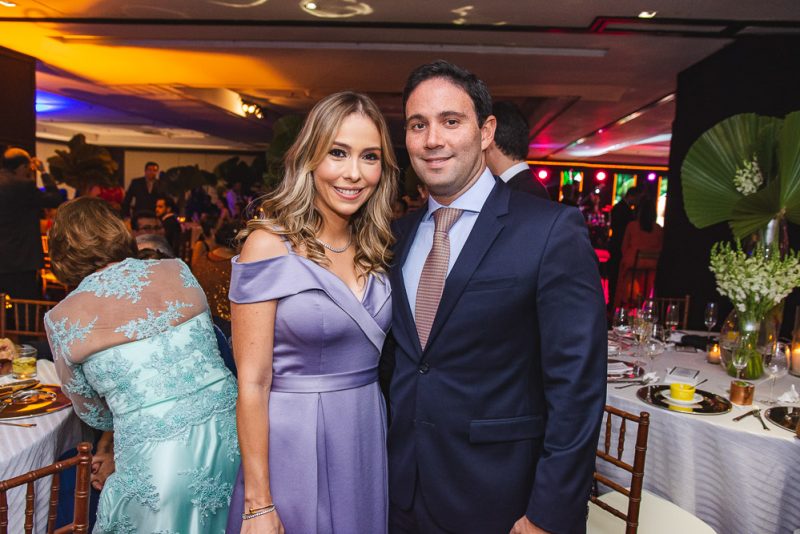 Chuva de Arroz - Casamento de Mariana Vasconcelos e Eliseu Becco reúne um time de mulheres lindas no Gran Marquise Hotel