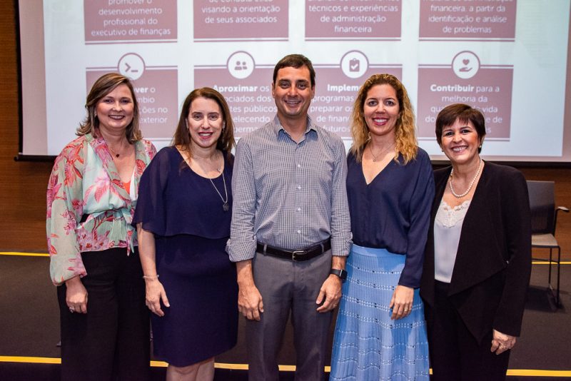 Mundo corporativo - Diálogos IBEF Mulher Ceará debate os negócios de impacto social