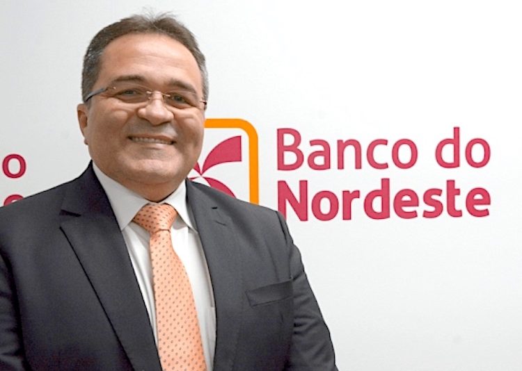 Romildo Carneiro Rolim celebra o crescimento do BNB e participa de almoço debate Romildo Carneiro Rolim celebra o crescimento do BNB e participa de almoço debate