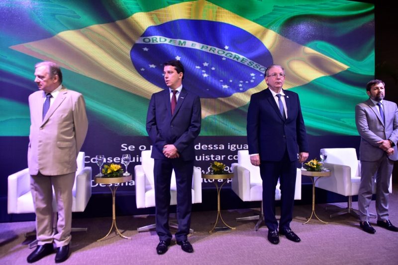 Centenário - André Siqueira comanda solenidade comemorativa dos 100 anos do CIC