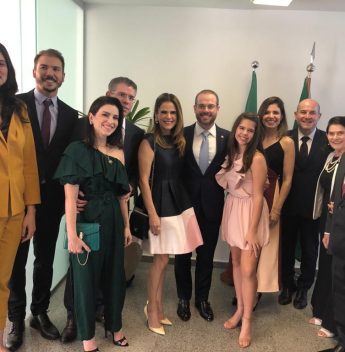 Prisco Bezerra assume mandato de senador na vaga de Cid Gomes Prisco Bezerra assume mandato de senador na vaga de Cid Gomes