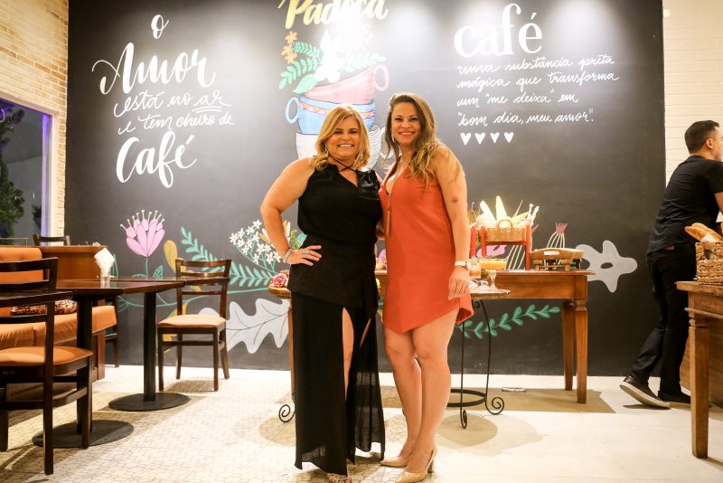 Adriana Miranda E Valesca Henrique, Sócias Do Mercado Do Café