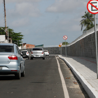 Roberto Cláudio inaugura nova via para agilizar tráfego na região de entorno do Fortaleza Airport Roberto Cláudio inaugura nova via para agilizar tráfego na região de entorno do Fortaleza Airport
