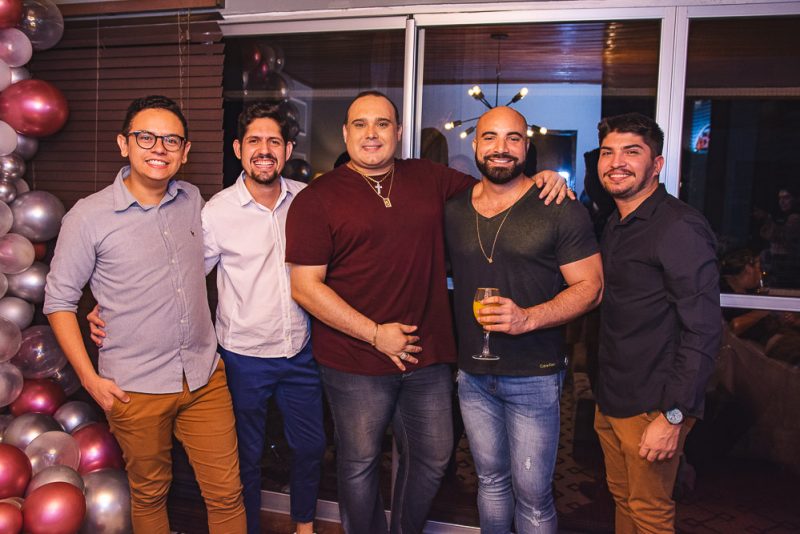 Sessão Parabéns - Genice Brandão recebe uma turma das boas para brindar sua troca de idade