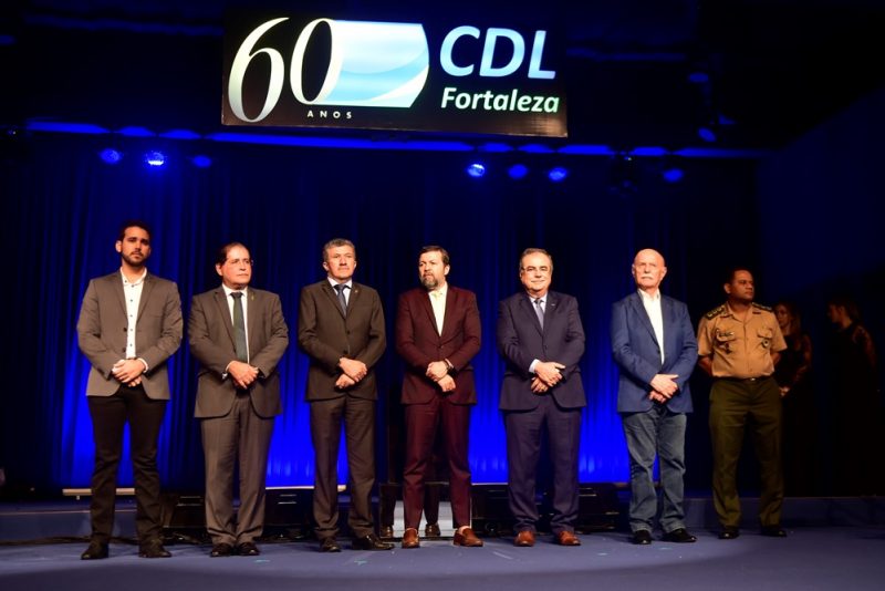 lojista do ano - CDL de Fortaleza entrega o Troféu Iracema 2019 ao empresário Wellington Holanda