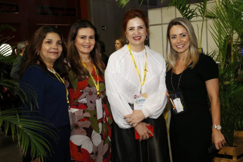 Eventos & Turismo - Fátima Facuri e Enid Câmara pilotam a abertura do 28º Congresso da Abeoc