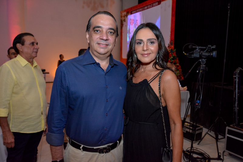 Tradição natalina - Gaudêncio Lucena pilota a tradicional confraternização de Natal da Corpvs