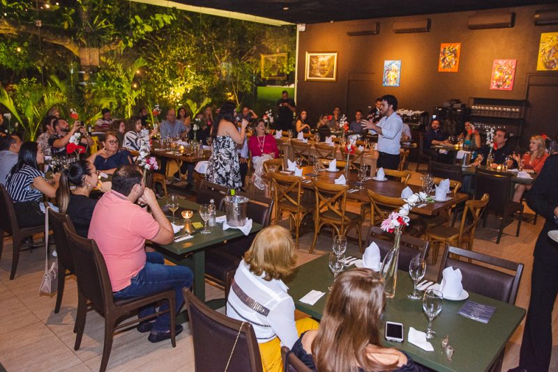 O Fantasma da Ópera - Pipo Restaurante recebe poucos e bons em prestigiado Dinner Show