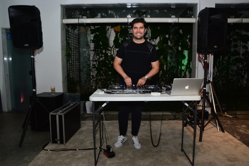 Happening - Adroaldo Carneiro promove uma verdadeira experiência lisboeta em sua flagship store