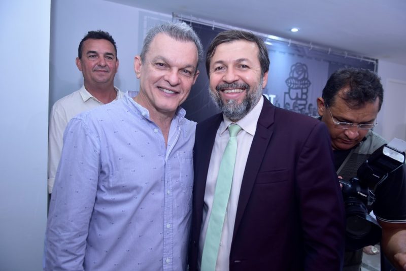 Política - Cid assume o comando do PDT e prega diálogo com aliados para 2020