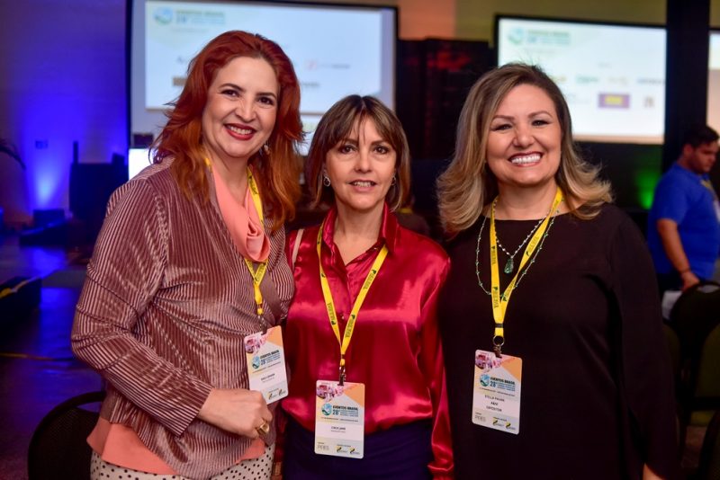 Palestras e shows marcam o encerramento do Congresso Brasileiro das Empresas e Profissionais de Eventos Palestras e shows marcam o encerramento do Congresso Brasileiro das Empresas e Profissionais de Eventos