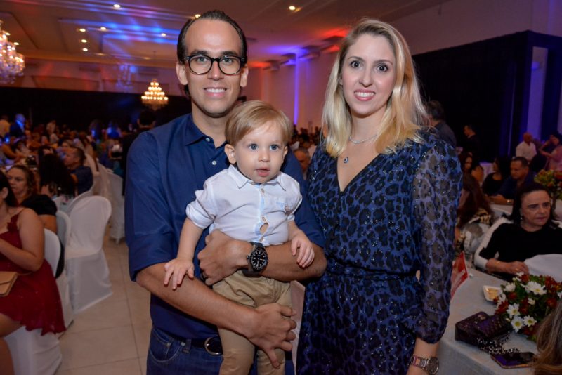 Tradição natalina - Gaudêncio Lucena pilota a tradicional confraternização de Natal da Corpvs