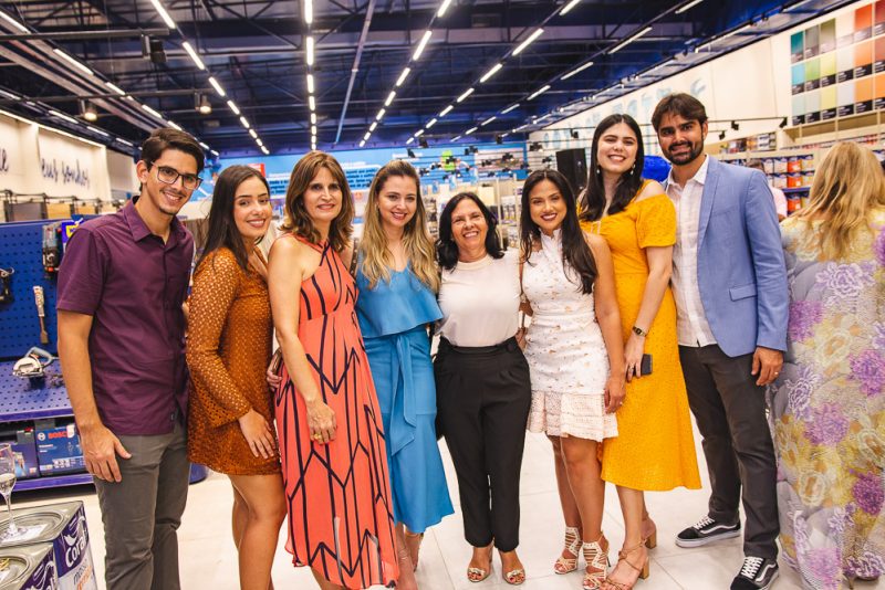 Inovando para crescer - Com investimentos da ordem de R$ 10 milhões, Acal inaugura megastore na Aldeota