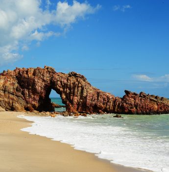 Jericoacoara tem expectativa de receber cerca de 120 mil turistas em dezembro Jericoacoara tem expectativa de receber cerca de 120 mil turistas em dezembro