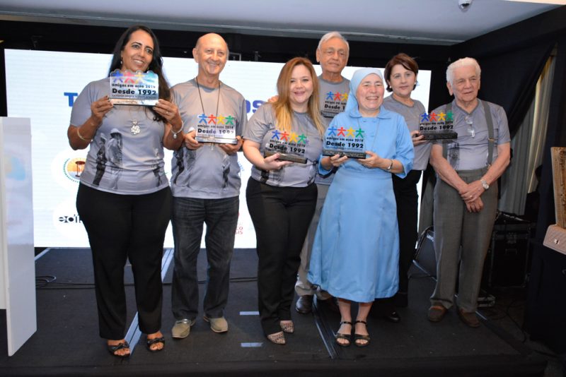 Leilão solidário - XVI Leilão de Obras de Arte Amigos em Ação mistura solidariedade e esperança no Gran Marquise Hotel