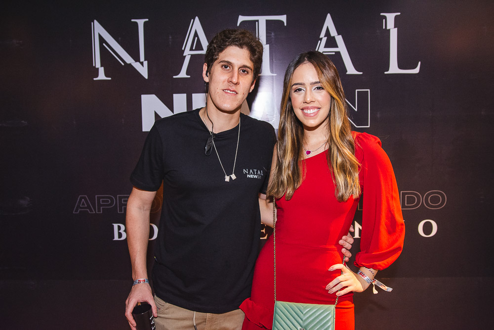 Marcelo Dias Branco E Julia Leal