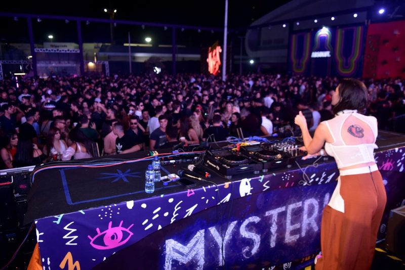 Curto- circuito - Mysterious Party abre oficialmente as férias no Ceará