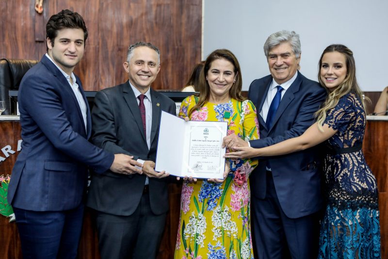 Patrícia Macêdo é agraciada com a Medalha Aryton Senna Patrícia Macêdo é agraciada com a Medalha Aryton Senna