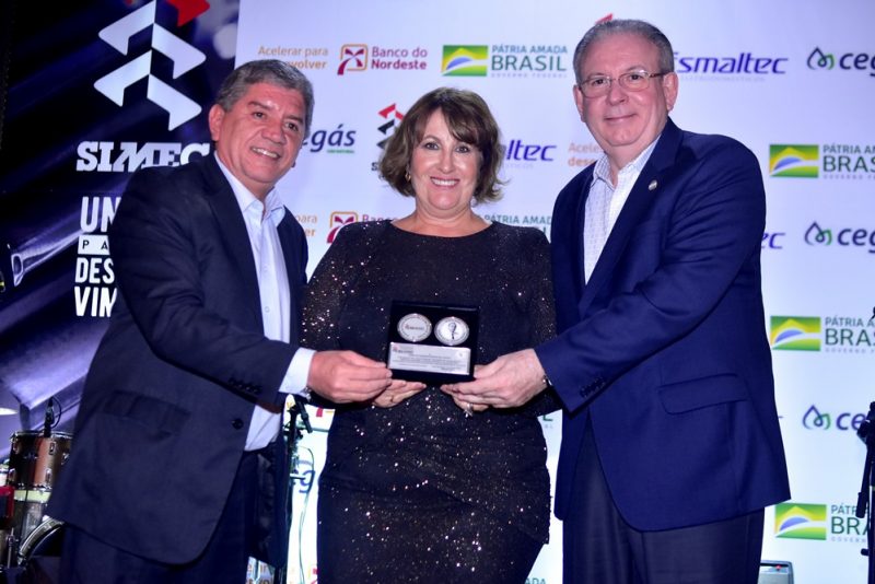 destaques do setor - Maia Junior e Annette de Castro são homenageados com a comenda Sebastião de Arruda Gomes 2019