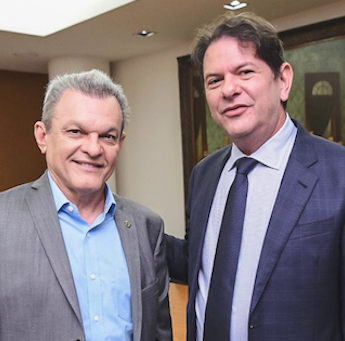 Cúpula do PDT acompanha posse de Cid Gomes na presidência do partido no âmbito do Ceará Cúpula do PDT acompanha posse de Cid Gomes na presidência do partido no âmbito do Ceará