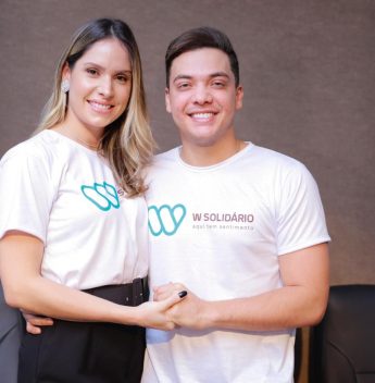 O bazar de Safadão e Thyane Dantas bombou com peças esgotas em poucas horas O bazar de Safadão e Thyane Dantas bombou com peças esgotas em poucas horas