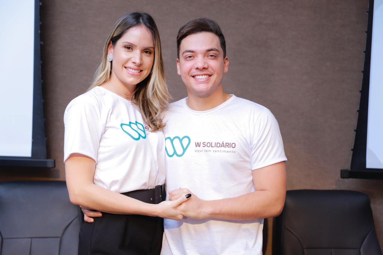 O bazar de Safadão e Thyane Dantas bombou com peças esgotas em poucas horas O bazar de Safadão e Thyane Dantas bombou com peças esgotas em poucas horas