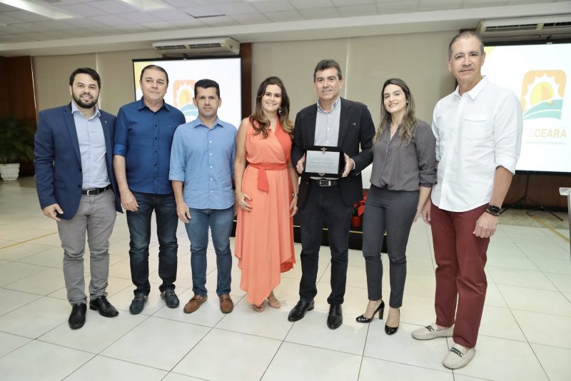Alexandre Pereira recebe homenagem durante evento de confraternização do Visite Ceará Alexandre Pereira recebe homenagem durante evento de confraternização do Visite Ceará