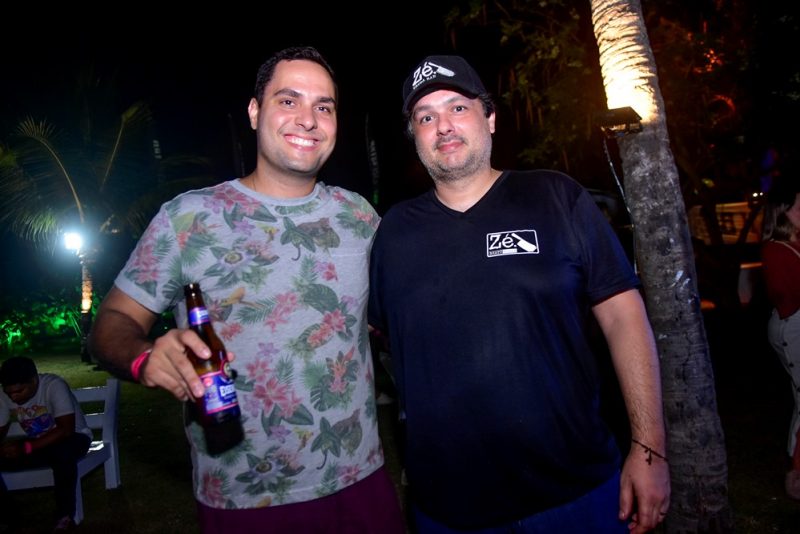 Grill'N Beat - Com open parrilla e open bar, Prainha do Colosso reúne uma turma das boas durante o weekend