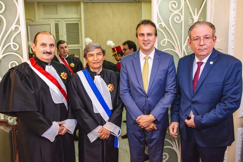 Justiça do Trabalho concede Medalha da Ordem Alencarina a personalidades do Estado Justiça do Trabalho concede Medalha da Ordem Alencarina a personalidades do Estado