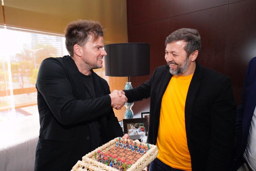 Bjarke Ingels e Élcio Batista