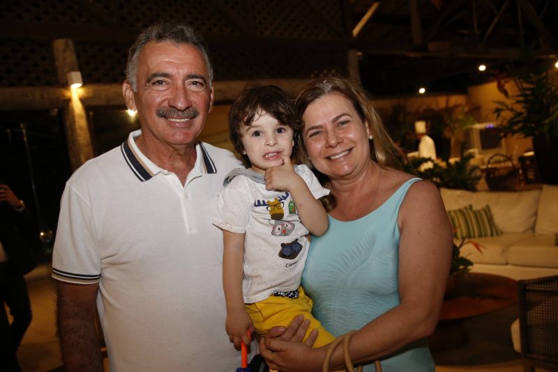 Melhores do Ano - O jogador Max Reis é agraciado com o mais importante trofeu do Golfe do Ceará