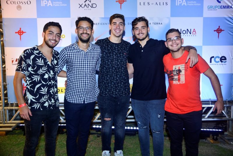 União pelo bem - Música, alto astral e solidariedade marcam o show Sons da Terra no Colosso Fortaleza