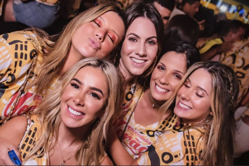 Pré-Carnaval 2020 - Colosso Fortaleza volta a ferver com Bell Marques em cima do trio do Bloquinho de Verão