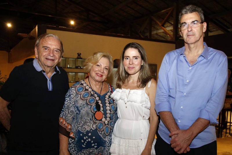 Melhores do Ano - O jogador Max Reis é agraciado com o mais importante trofeu do Golfe do Ceará