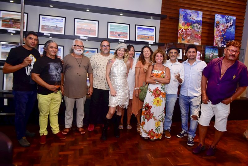 Infância em liberdade - Maiara Capistrano abre exposição “Infância em liberdade” na livraria da CD Max Store