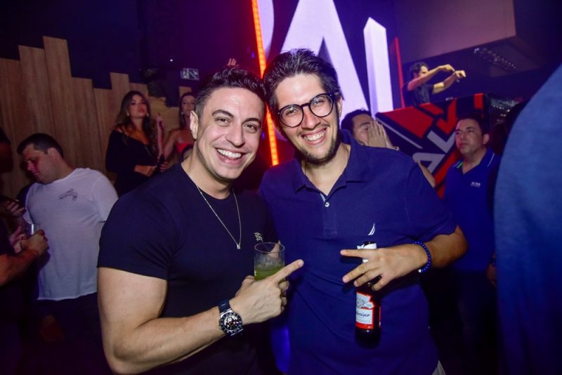 Privezinha - Deejays Ralk, Vylow, Gabriel Albu e Sávio Machado incendeiam a pista da Living