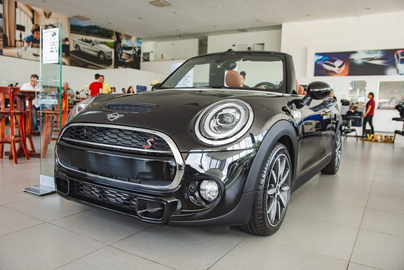 Weekend - Mini Fest atrai todos os holofotes para o Mini Cooper na Haus Motors BMW